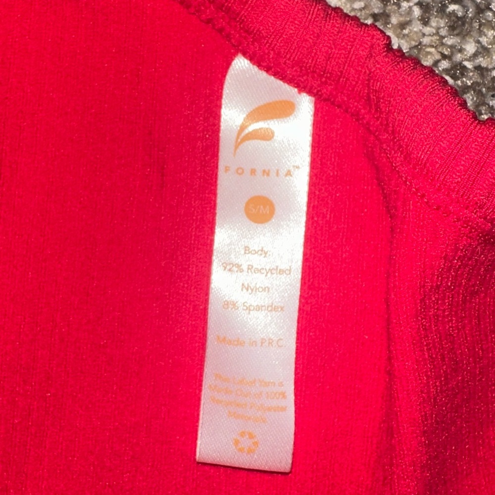 Red One-Shoulder Crop Top - Picture 3 of 3